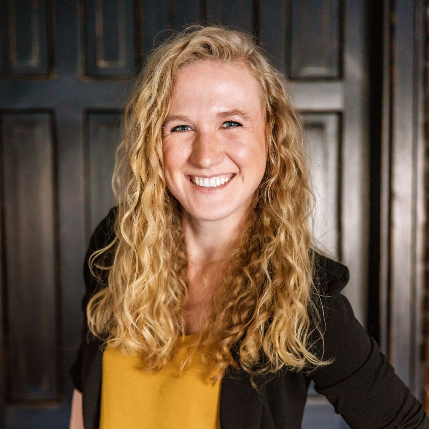 Headshot of Erica, Photographer
