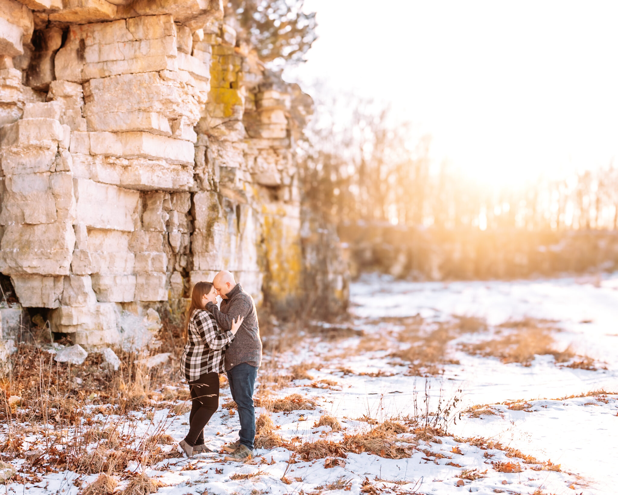 Laura & Liam Green Bay Engagement Session Photo
